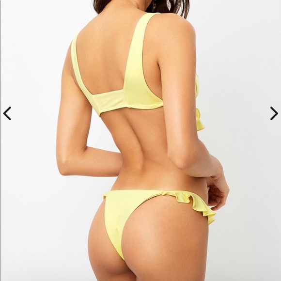 Frankie’s Bikinis Set - Picture 3 of 8
